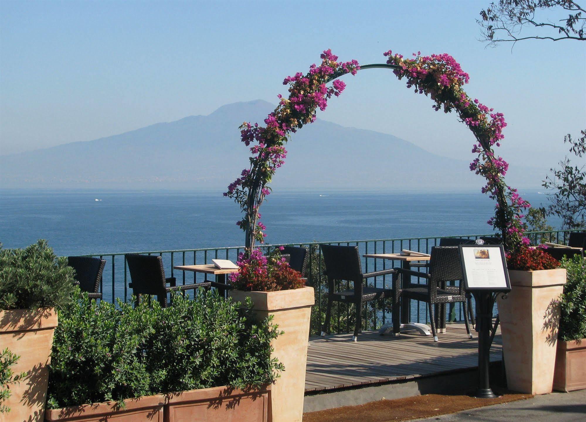 Hotel Villa Garden سانتّانييلّو المظهر الخارجي الصورة