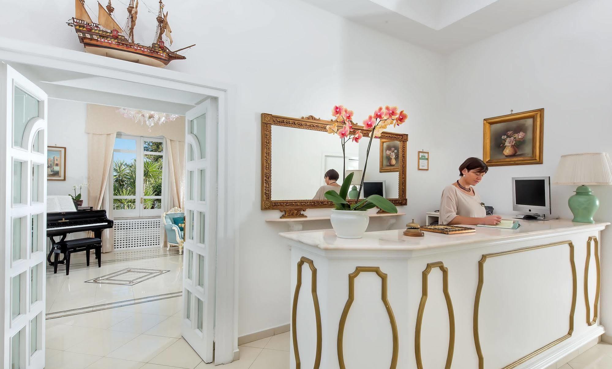 Hotel Villa Garden سانتّانييلّو المظهر الخارجي الصورة